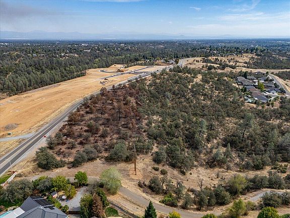 5th image of 605 Quartz Hill Rd