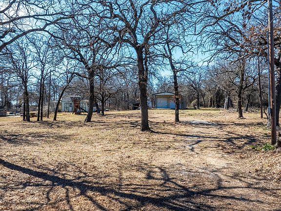 3rd image of 3909 Brushy Rd