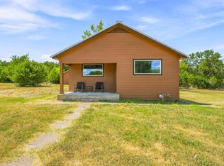640 S Preston St, De Leon, TX 76444