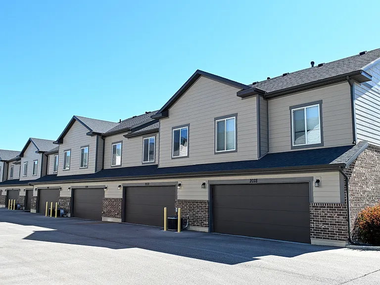 2032 N 350 E #1 — Photo 12