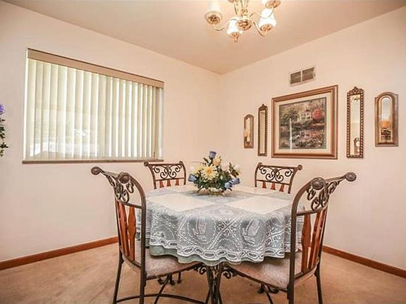 5th image of 7244 Waterford Dr
