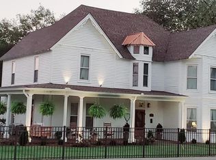60 Main St E, Gordonsville, TN 38563