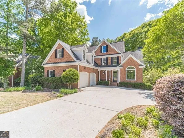 395 Amberbrook Cir, Grayson, GA 30017