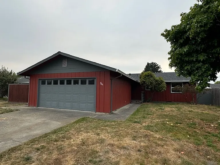 3241 Zelia Ct — Photo 25