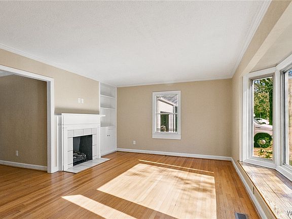 4th image of 61 Cedar Knl