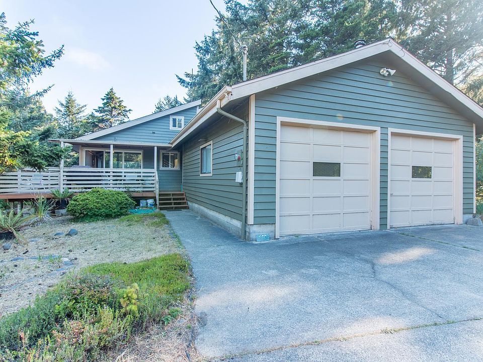 1st image of 32450 Cape Kiwanda Dr