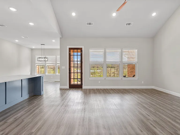 5401 Arroyo Trl — Photo 9