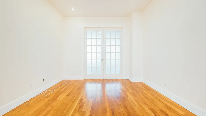 Rented by Nooklyn NYC LLC | media 15