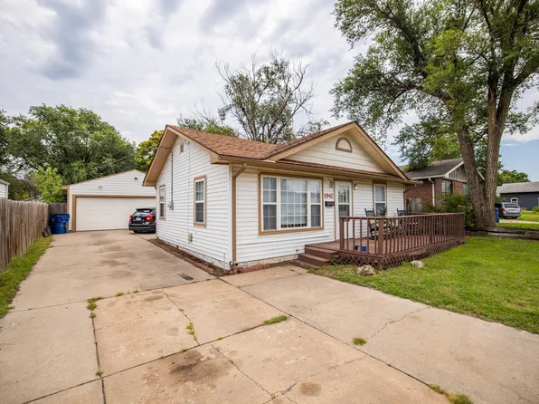 1942 S Exchange St, Wichita, KS 67213
