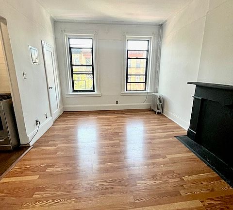 2nd image of 407 Nostrand Ave APT 3F