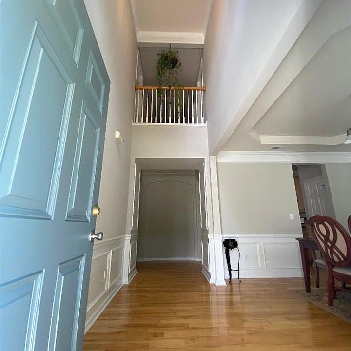 2nd image of 421 Willingham Rd