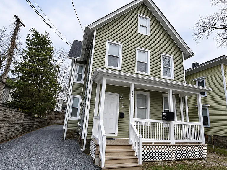 192 Benham Ave #2 — Photo 1