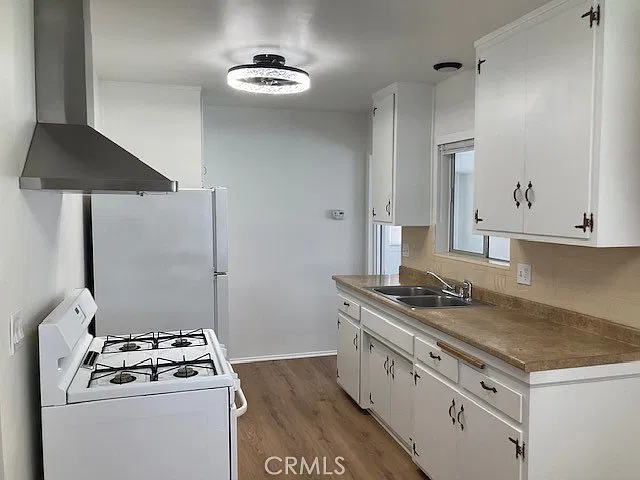 1 bed, 621 sqft, $2,200 — Photo 2