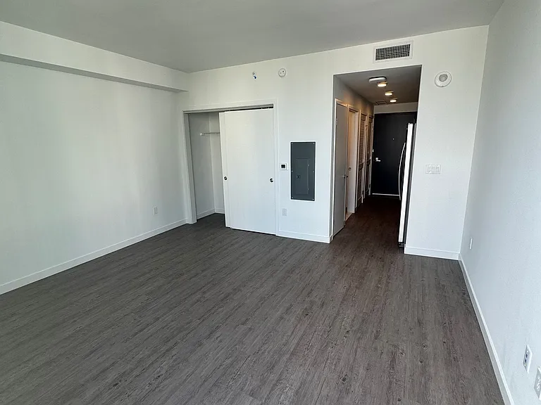 1900 Biscayne Blvd #S1 — Photo 6