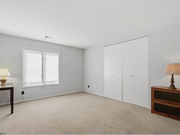 5th image of 136 Changebridge Rd BLDG N #N8