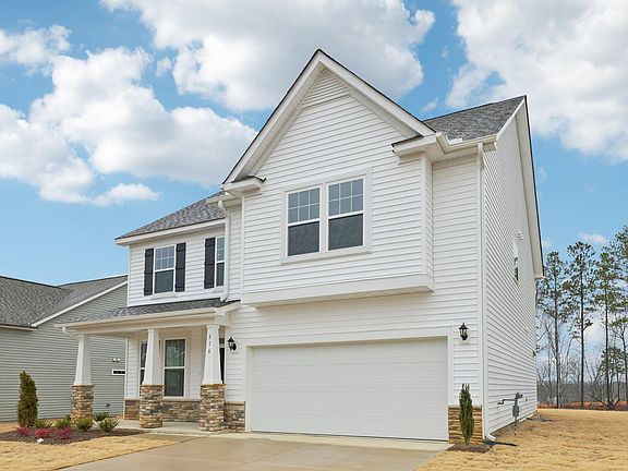 3rd image of 516 Winding Creek Dr