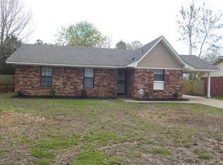 6200 Sandhurst Rd, Horn Lake, MS 38637