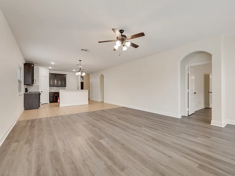 621 Dogwood Dr — Photo 7