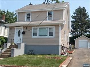 125 Irving St, Leonia, NJ 07605