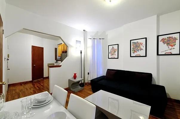 Rented by Eisenberg Exclusives | media 37