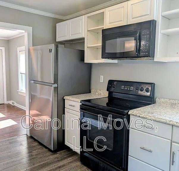 403 McCrary St — Photo 4