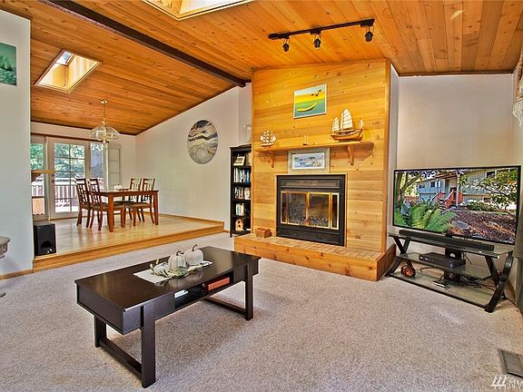 4th image of 2056 Tamsen Ct NW