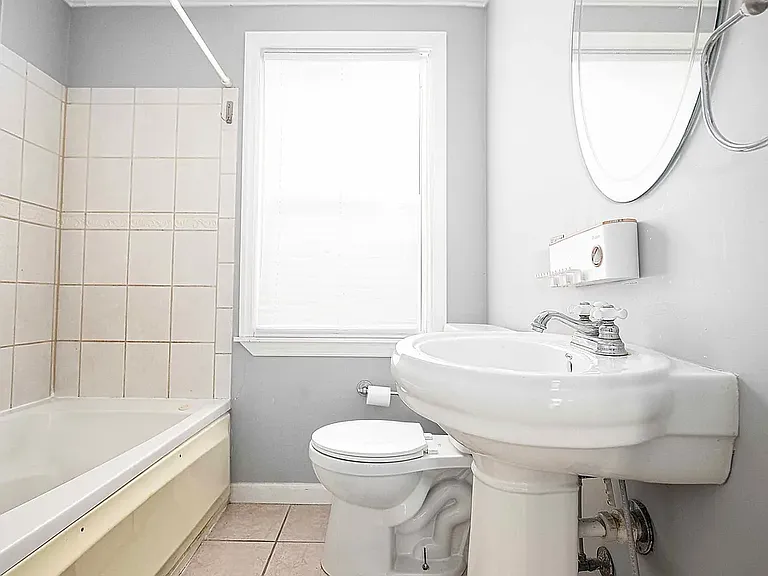 Upstairs Bathroom with spa tub.