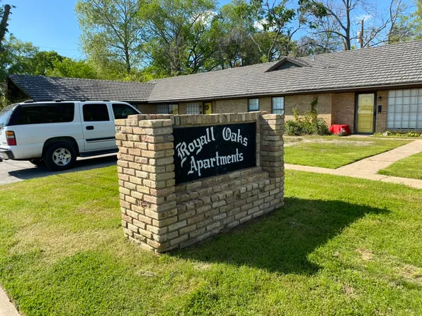 409 Royal St APT 5, Athens, TX 75751