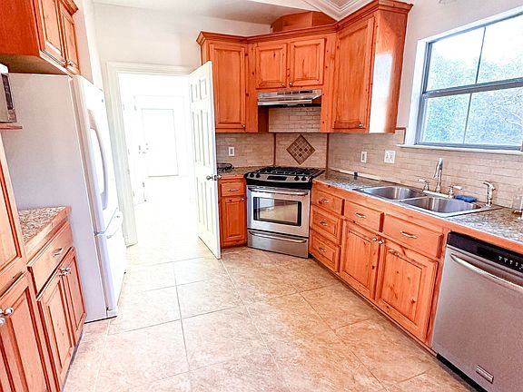 5th image of 12047 E Glenhaven Dr