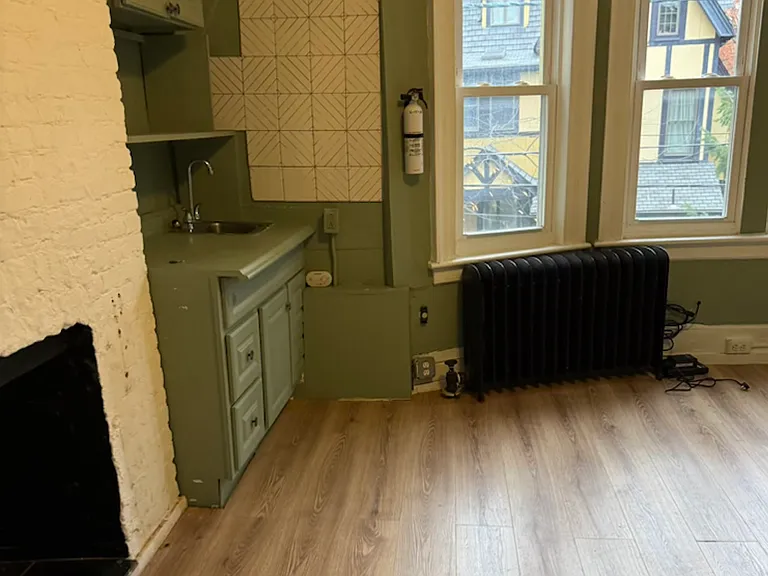 179 Walnut St — Photo 2