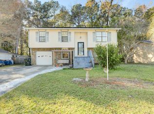 125 Iron Rd, Summerville, SC 29486