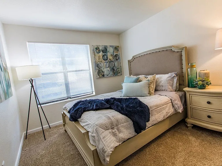 ONE MONTH FREE! APPLY FREE! VIRTUAL TOURS! — Photo 72