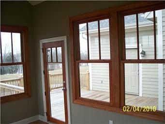 5th image of 16221 Leo Cir