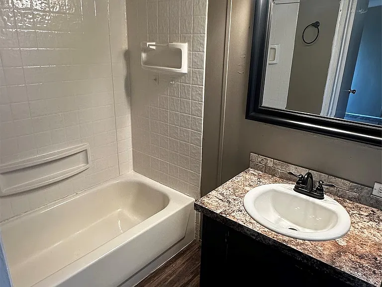 2021 N Battlebell Rd #40 — Photo 5