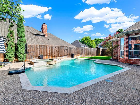 2nd image of 3404 Lantz Cir