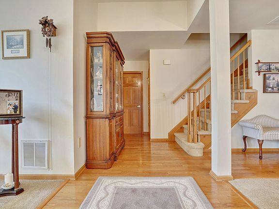 5th image of 1734 Sweetbay Dr