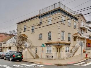 196 Zabriskie St FLOOR 2, Jersey City, NJ 07307