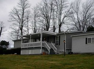 391 Patterson Ln, Belle Vernon, PA 15012