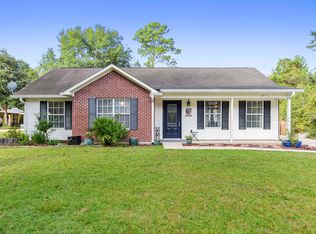 1617 Davis St, Ocean Springs, MS 39564