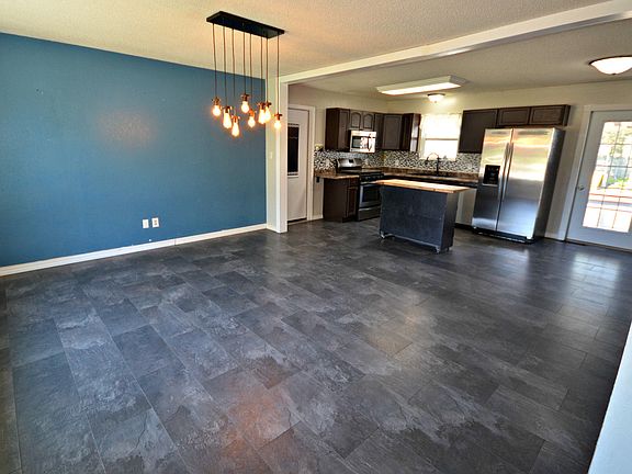 2nd image of 330 W 4th St