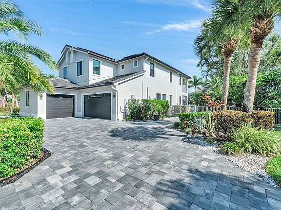 5th image of 11737 Windsor Bay Place