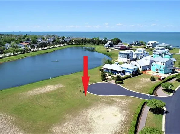 99 Crystal Lake Ct, Cape Charles, VA 23310