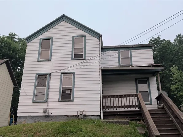 581 Allyn St, Akron, OH 44311