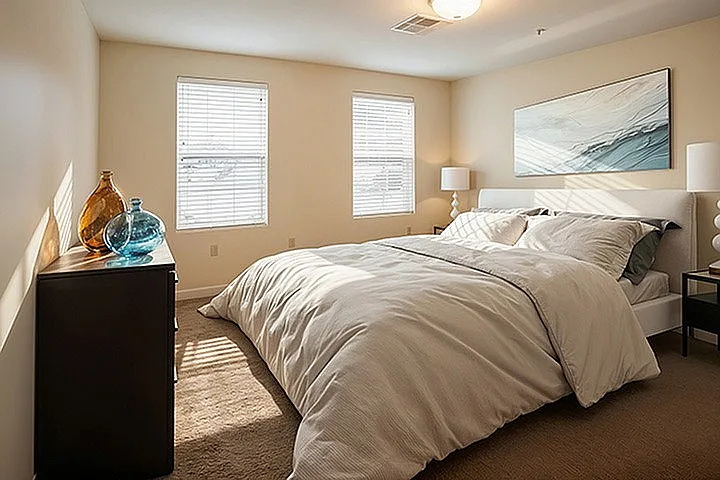 Diamond Pointe — Photo 4