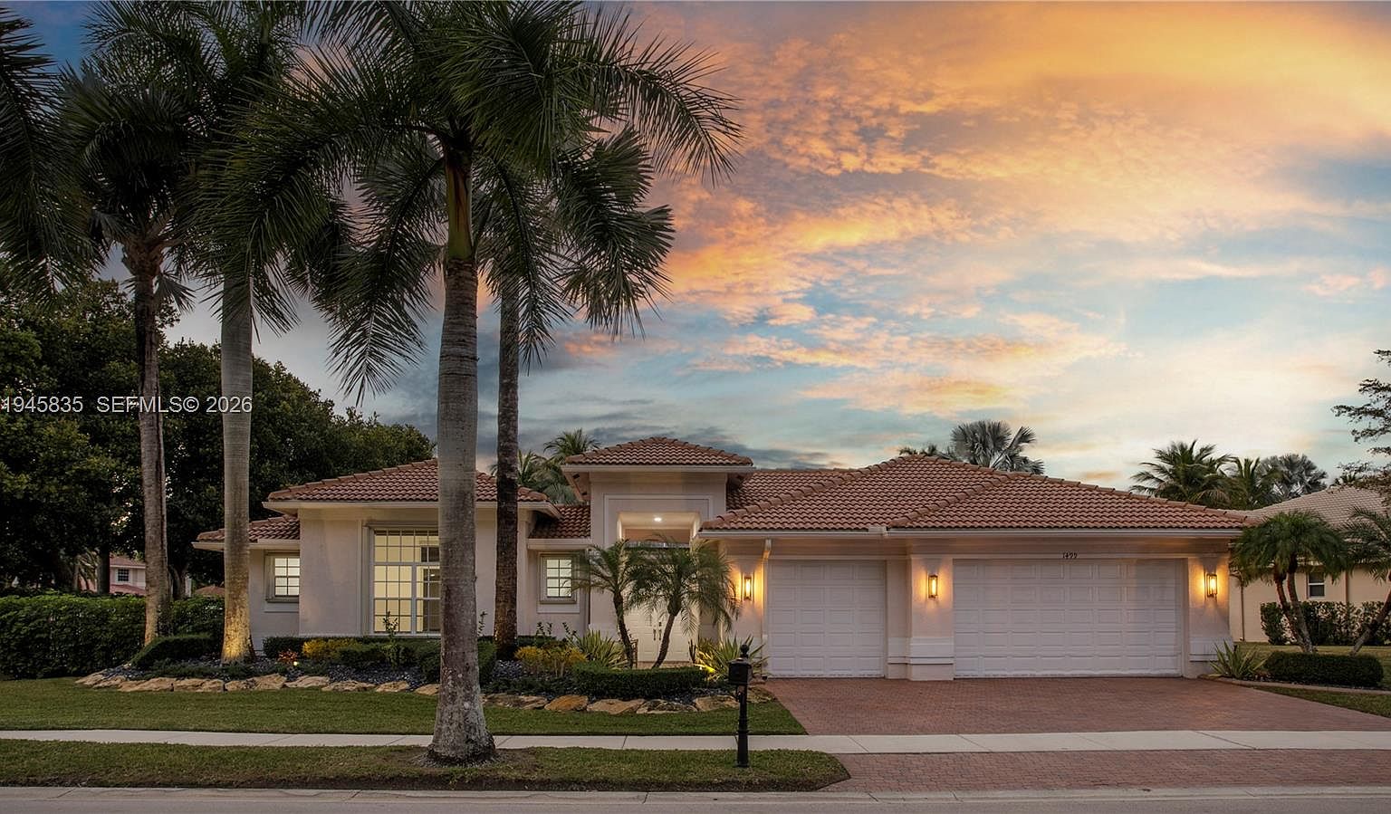 1499 Victoria Isle Dr