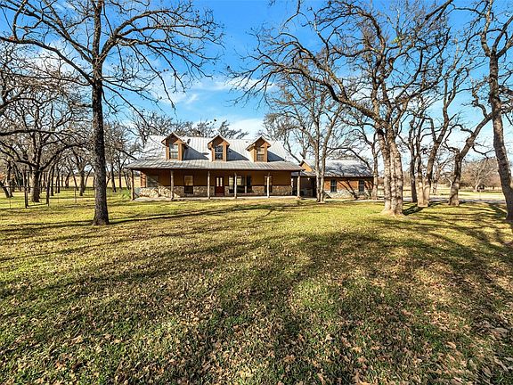 4th image of 131 County Road 4680