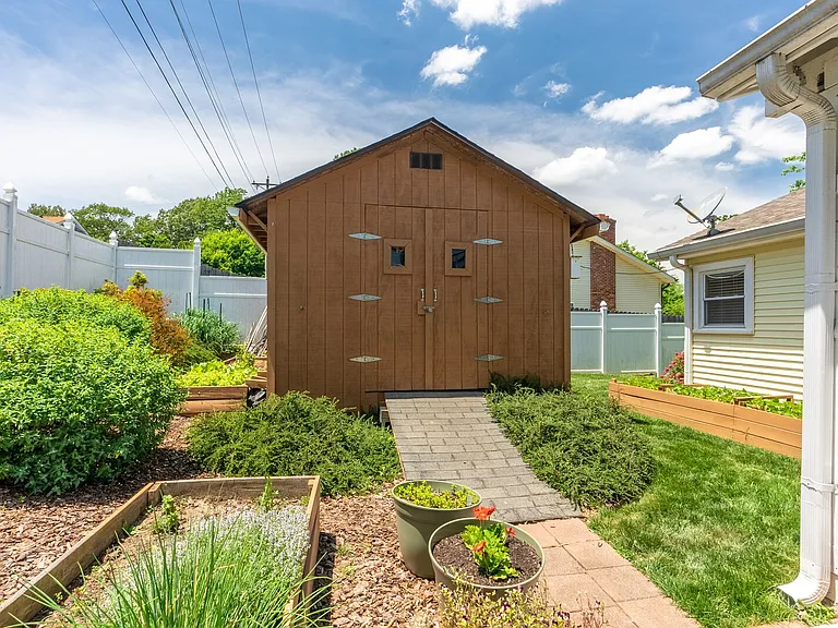 1247 S Pawnee Dr — Photo 15
