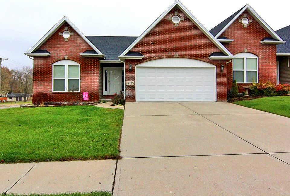 1st image of 3105 Park Place Dr