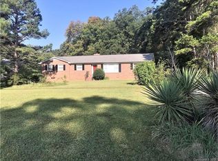 8809 Mount Holly Huntersville Rd, Huntersville, NC 28078