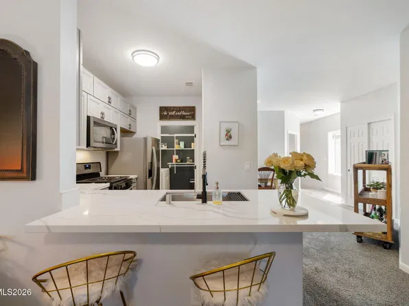 900 S Meadows Pkwy APT 1423, Reno, NV 89521